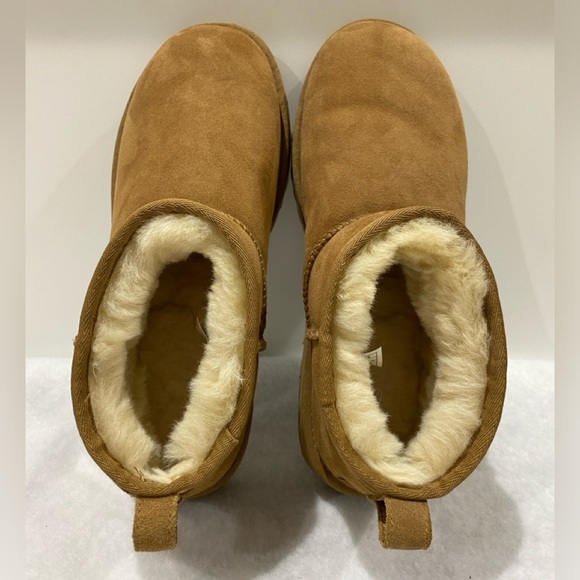 UGG CLASSIC ULTRA MINI BOOT Women's US Sz 11 - Picture 5 of 10